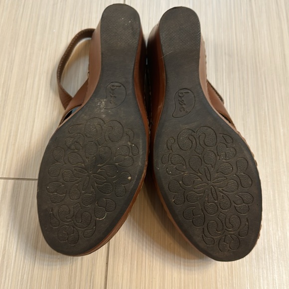 Boc Caramel Brown leather wedge sandal, 11 - Picture 3 of 3